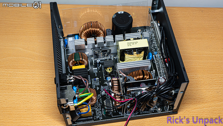 【開箱】高CP金牌全模組電源 | FSP VIC GM 850W