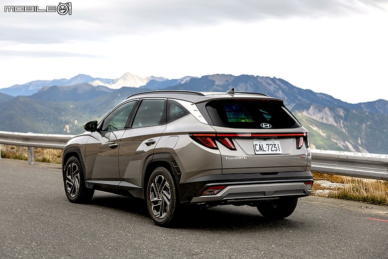 【國內新訊】含補助94.9萬元起，Hyundai Tucson L汽油款免費升級AVM/BVM影像輔助及延長保固！