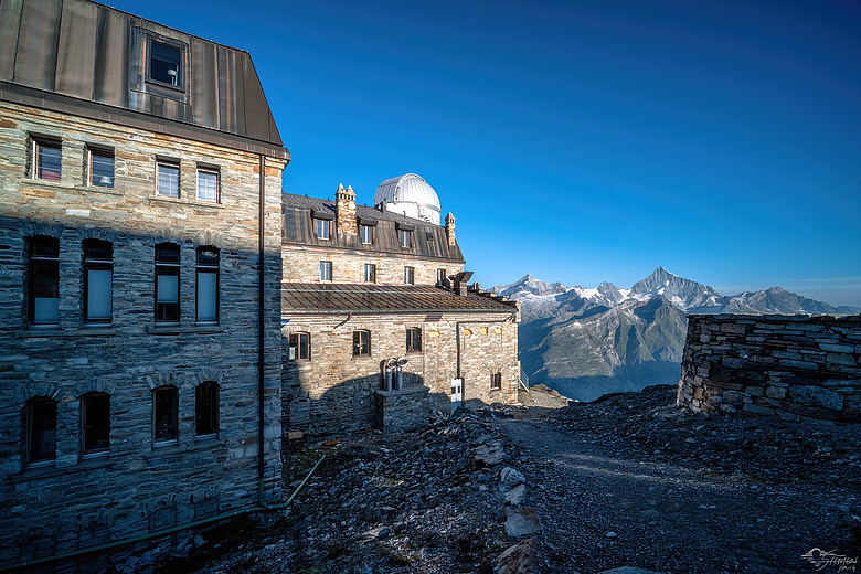 點我看大圖 2024瑞士義大利山脈之旅之11-2、0823 Gornergrat到Zermatt