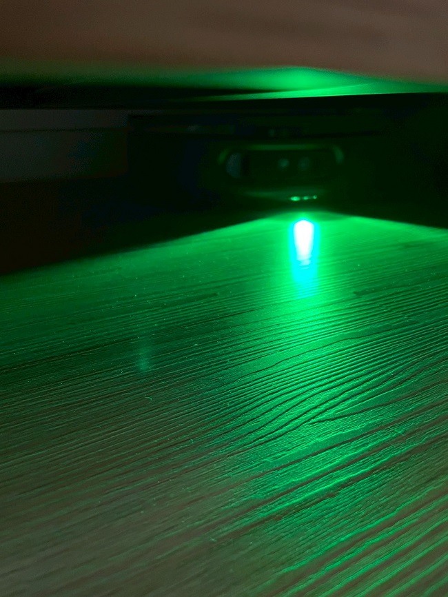 開箱 Dyson Spot+Scrub Ai 掃拖機器人