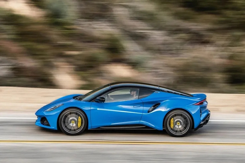 性能更強、車重更輕!Lotus 傳為 Emira進行更新工程
