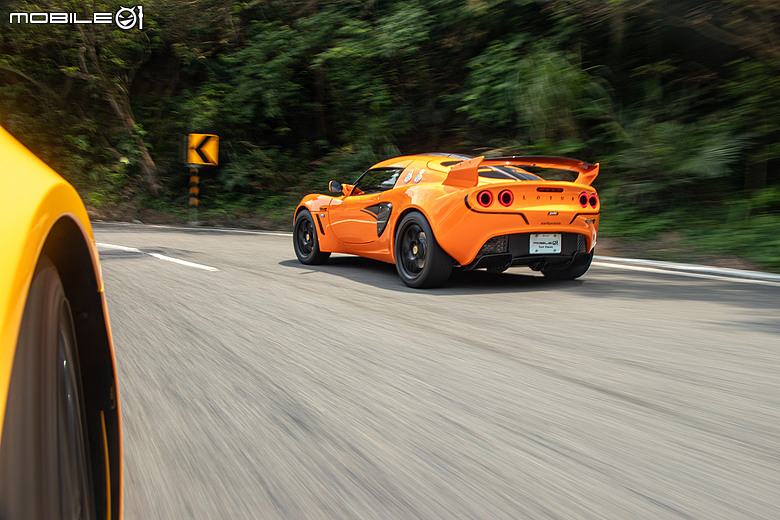 車主來開箱|殊途同歸的熱血傳承!Lotus Emira Turbo SE × Exige Cup 260