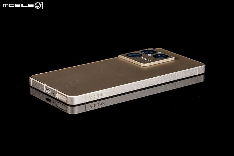 Sony Xperia 1 VIII 體驗｜外型大翻新、AI 攝影助理加入，這次終於不一樣了？
