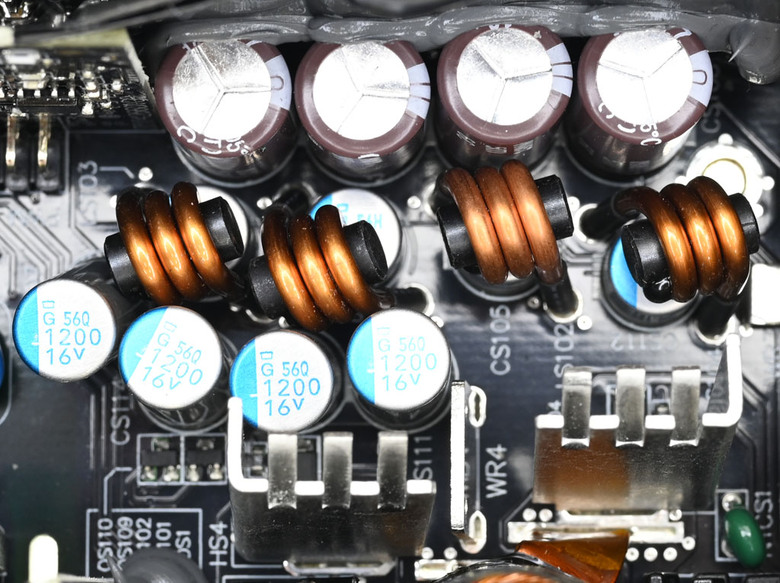 點我看大圖 FSP MEGA GM 1200W金牌全模組電源開箱