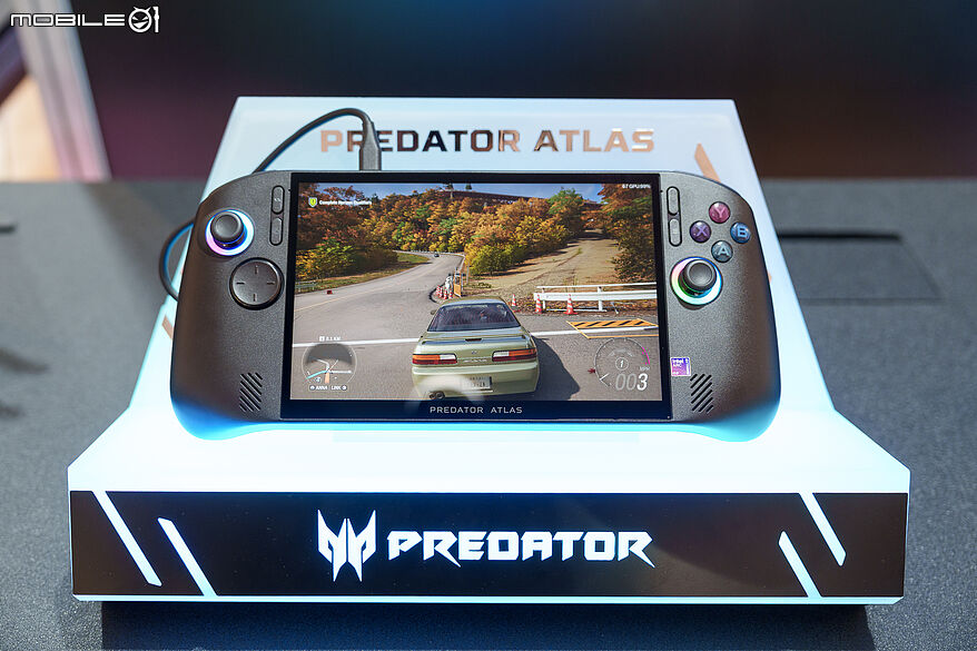 【Computex 2026】Acer Predator Atlas 8 實機動手玩 Intel Arc G3 Extreme 處理器帶來效能大升級
