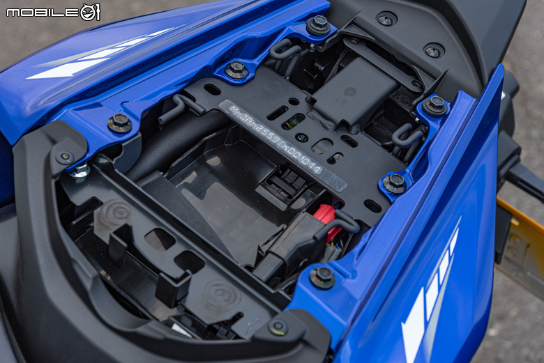2026 YAMAHA YZF-R3試駕報告｜造型大改款帥得有感、熟悉的平台好騎依然！
