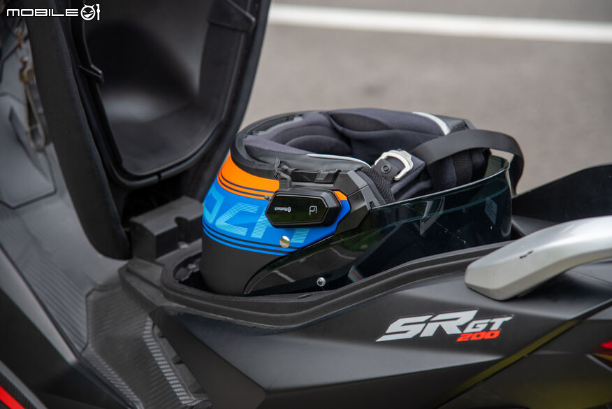 Aprilia SR-GT試駕報告｜沒踏板但很好玩！歐系速克達老車新試！