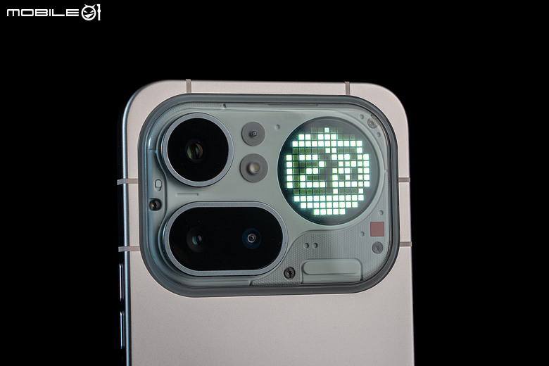 Nothing Phone (4a) Pro｜金屬美學+3.5x 長焦，中階潮機再升級！