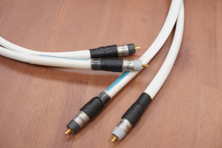 Linear Acoustic LAV-60 II：一部讓發燒圈頻頻提起的實力派綜合擴大機