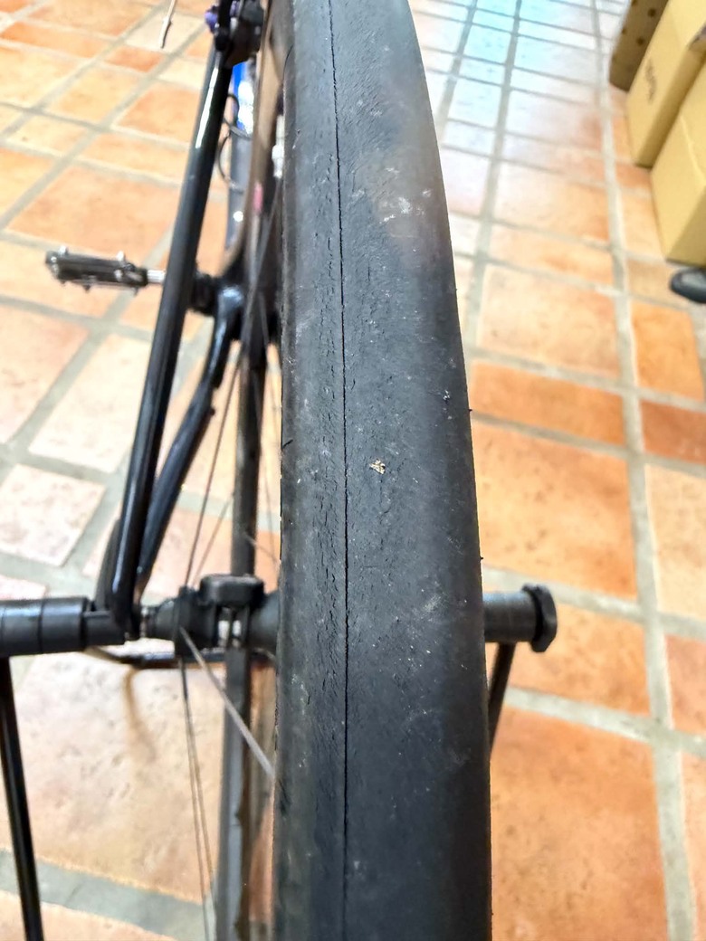 Maxxis high road SL 28C 爆胎 (後續使用經驗更新)