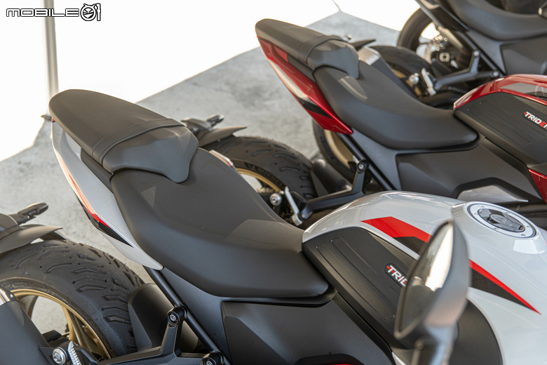 2026 Triumph Trident 800 發表試駕｜建議售價：499,000元，動力大提升扭力超有感！