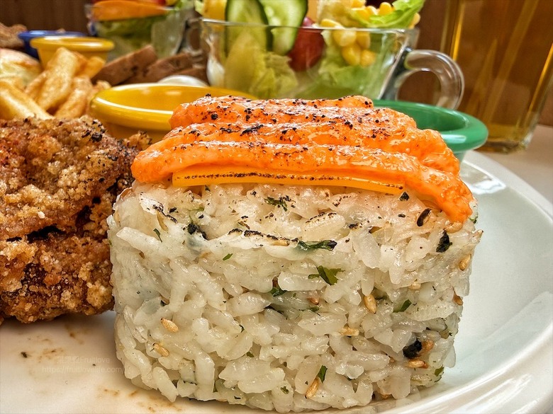 后里早午餐推薦，拼盤、鍋燒、咖哩飯統統有，就在麗寶樂園附近！