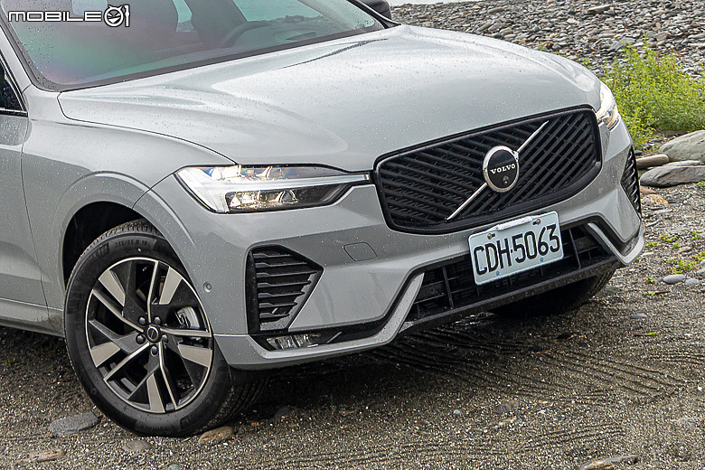 Volvo 小改款 XC60 B5 試駕｜保留核心優勢，高級感再強化！