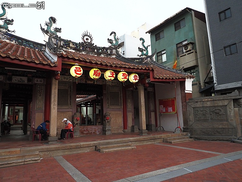彰化 彰邑聖王廟(威惠宮)、大西門福德祠、彰邑關帝廟、彰邑慶安宮、懷忠祠、曇花佛堂、梨春園曲館 — 彰化市區古蹟探訪之一