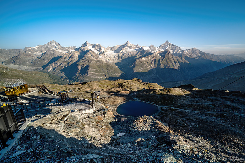 點我看大圖 2024瑞士義大利山脈之旅之11-2、0823 Gornergrat到Zermatt