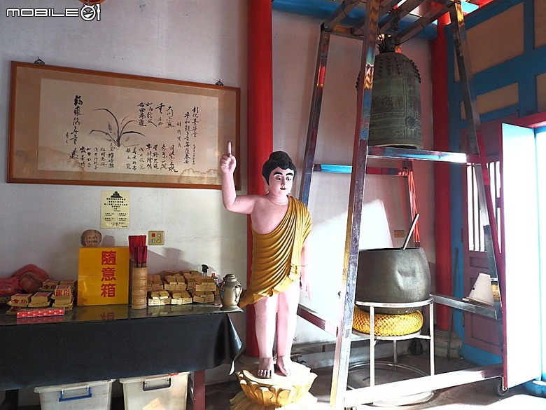 彰化 彰邑聖王廟(威惠宮)、大西門福德祠、彰邑關帝廟、彰邑慶安宮、懷忠祠、曇花佛堂、梨春園曲館 — 彰化市區古蹟探訪之一
