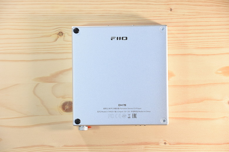 點我看大圖 FIIO DM15 R2R 藍牙 Hi-Fi CD 隨身播放機~是CD播放機,也是自然音色的USB R2R DAC
