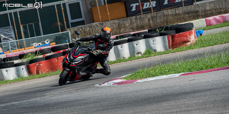 KYMCO G7 賽道試駕｜電推、減重轉生大進化！