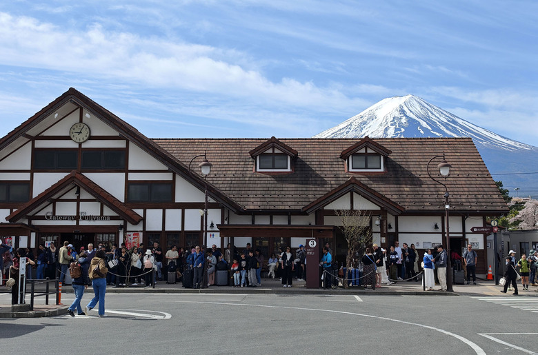 帶著小米14u去旅行_富士山下的雙湖慢旅
