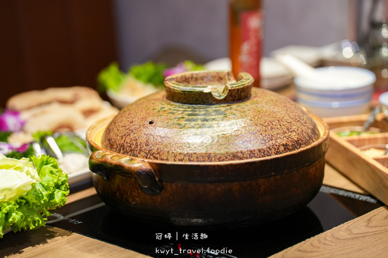 雞湯界愛馬仕！免費無限續湯，A5和牛與現流海鮮的奢華饗宴，台北包廂餐廳推薦，附最新菜單