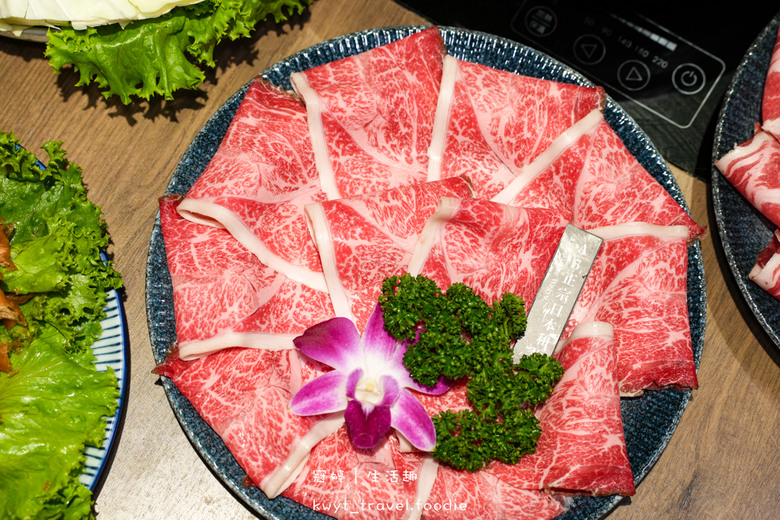 雞湯界愛馬仕！免費無限續湯，A5和牛與現流海鮮的奢華饗宴，台北包廂餐廳推薦，附最新菜單