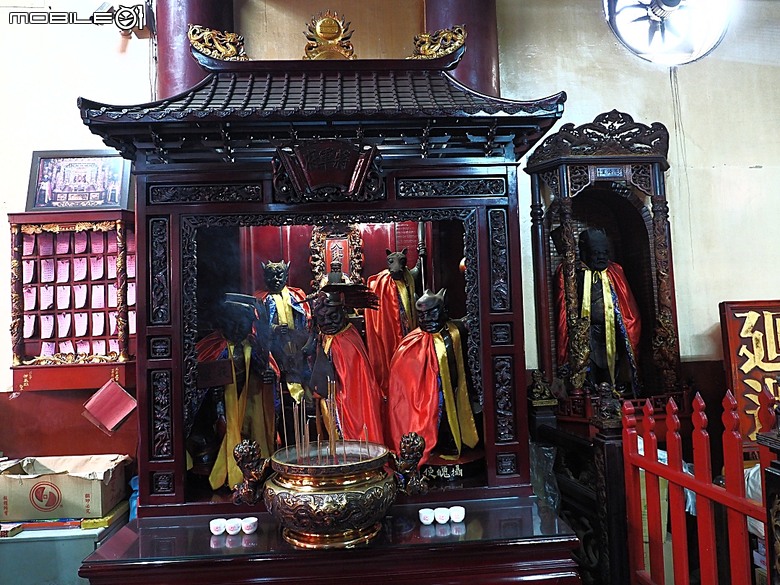 彰化 彰邑聖王廟(威惠宮)、大西門福德祠、彰邑關帝廟、彰邑慶安宮、懷忠祠、曇花佛堂、梨春園曲館 — 彰化市區古蹟探訪之一