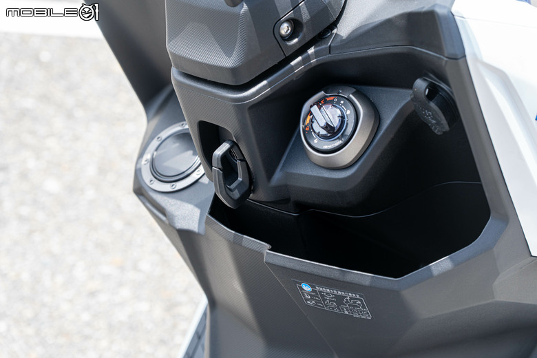 KYMCO G7 賽道試駕｜電推、減重轉生大進化！