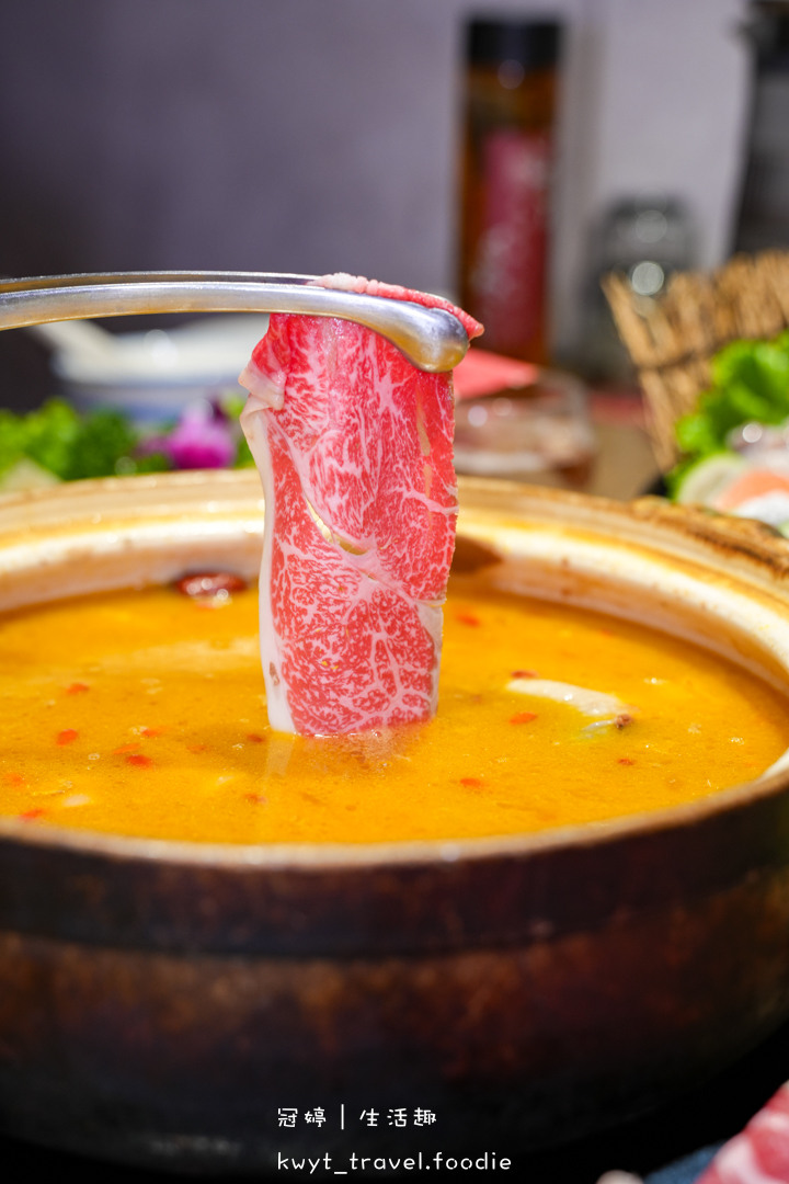 雞湯界愛馬仕！免費無限續湯，A5和牛與現流海鮮的奢華饗宴，台北包廂餐廳推薦，附最新菜單