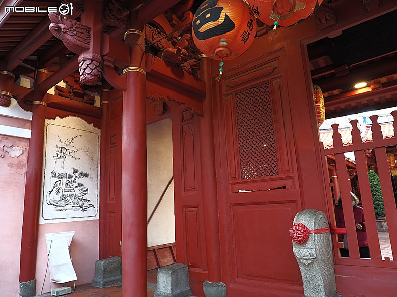 彰化 彰邑聖王廟(威惠宮)、大西門福德祠、彰邑關帝廟、彰邑慶安宮、懷忠祠、曇花佛堂、梨春園曲館 — 彰化市區古蹟探訪之一