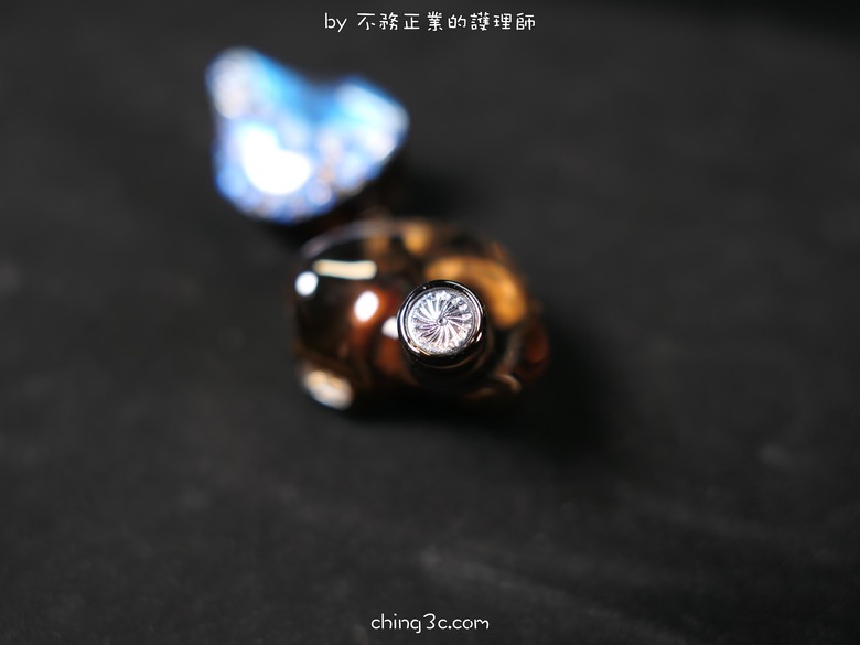 Zuo DrumString 左宮羽 Phanta 幻砂 三動圈入耳式耳機:老舊渣手機也能迎來春天!