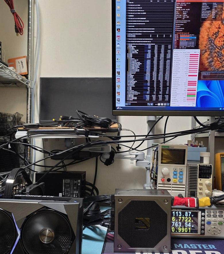 GIGABYTE GAMING 1000GM PG5 1000W金牌全模組電源開箱