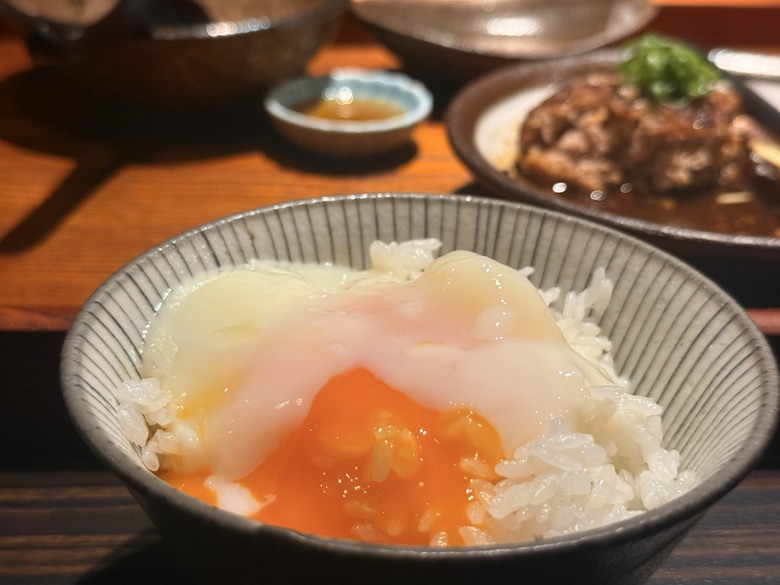 桃園火車站美食推薦｜六號食室日式漢堡排定食，巷弄人氣小店
