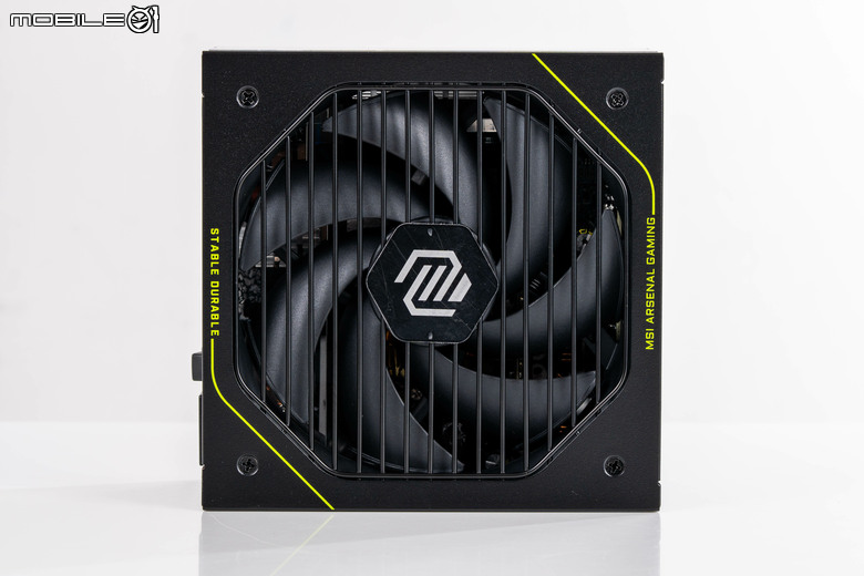 微星 MPG Ai1600TS PCIE5 電源供應器開箱體驗 以獨特 GPU SAFEGUARD 功能提供高階顯卡更安心電源保障