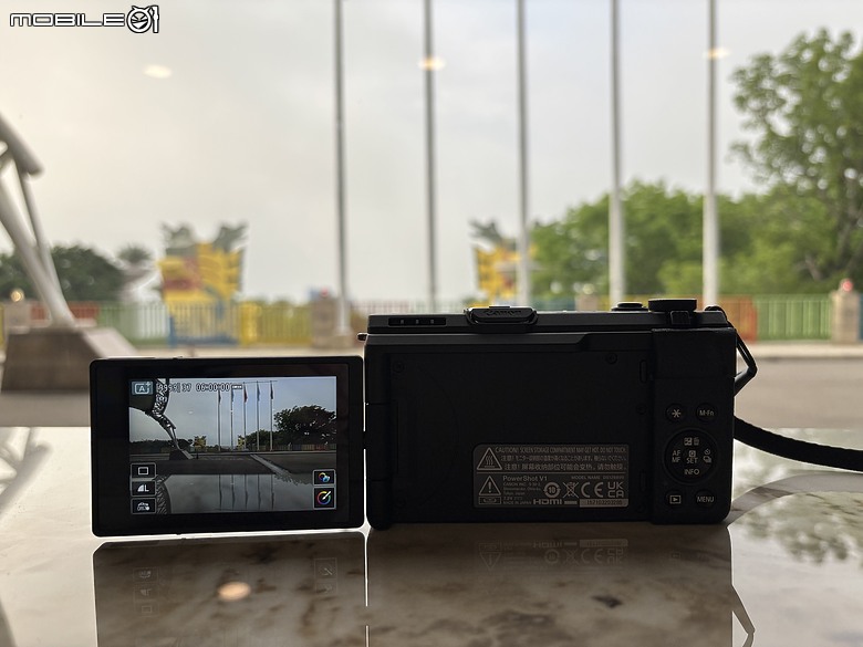 Canon PowerShot V1｜一通像詐騙的電話，讓我抽中相機75折，還順手搞定 App 中文化