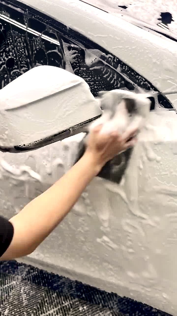 [開箱]嘉義汽車包膜｜ Tesla白TPU＋黃改色膜對照｜收邊工藝近拍，判斷師傅功力好不好！