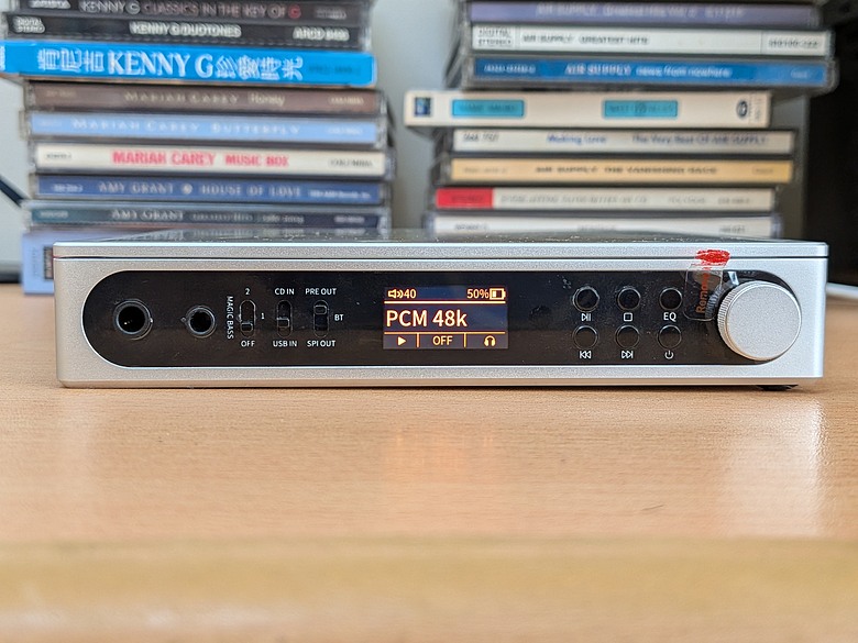 點我看大圖 FIIO DM15 R2R 藍牙 Hi-Fi CD 隨身播放機~是CD播放機,也是自然音色的USB R2R DAC