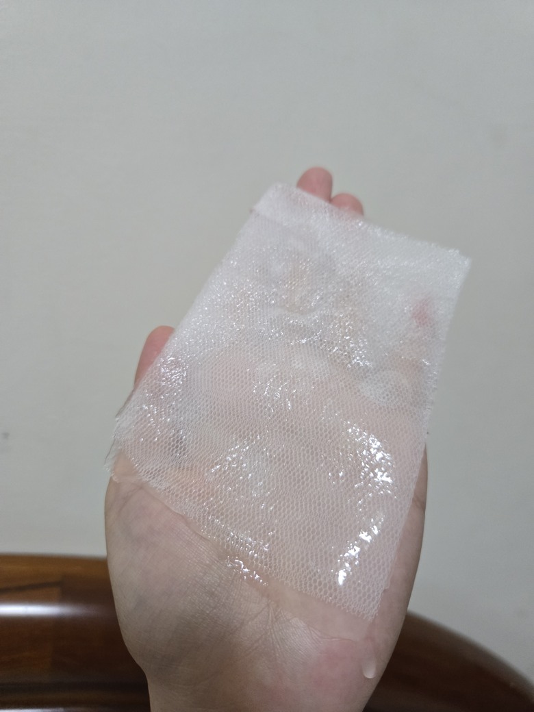 #分享 出國旅遊不帶瓶瓶罐罐也能養出水光肌！