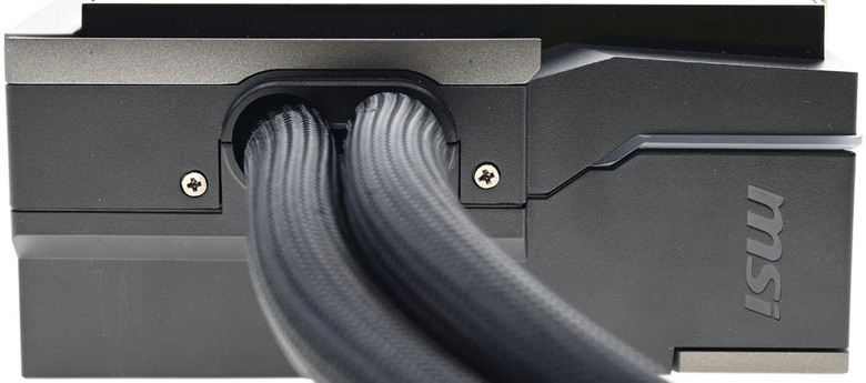 動爪玩MSI GEFORCE RTX 5090 32G LIGHTNING Z