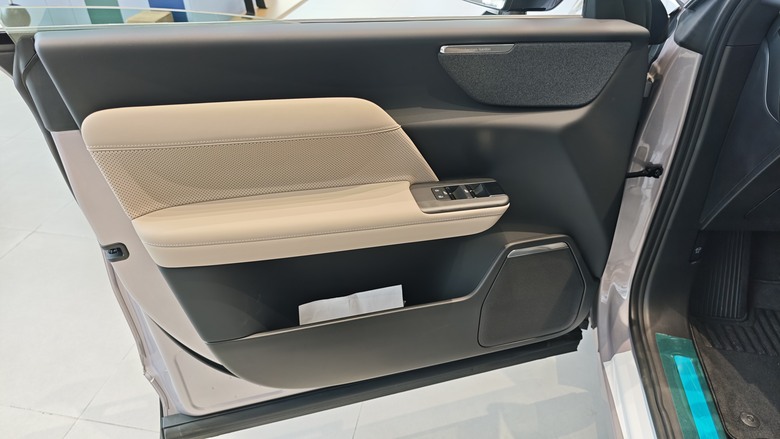 Volvo New XC70 - 境外首次素人試駕分享(應該是啦~)