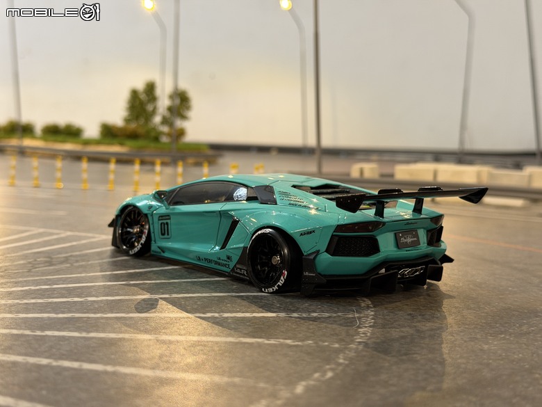 【遙控模型】LB★Works Lamborghini Aventador Limited Editon Ver.2 - DriftArt 4 蒂芙妮藍