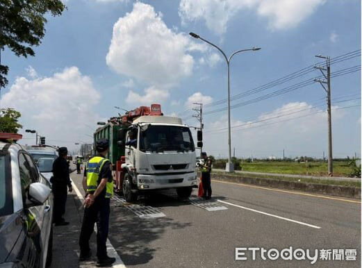 台南新化警祭移動式地磅抓超載1至4月取締大型車違規66件