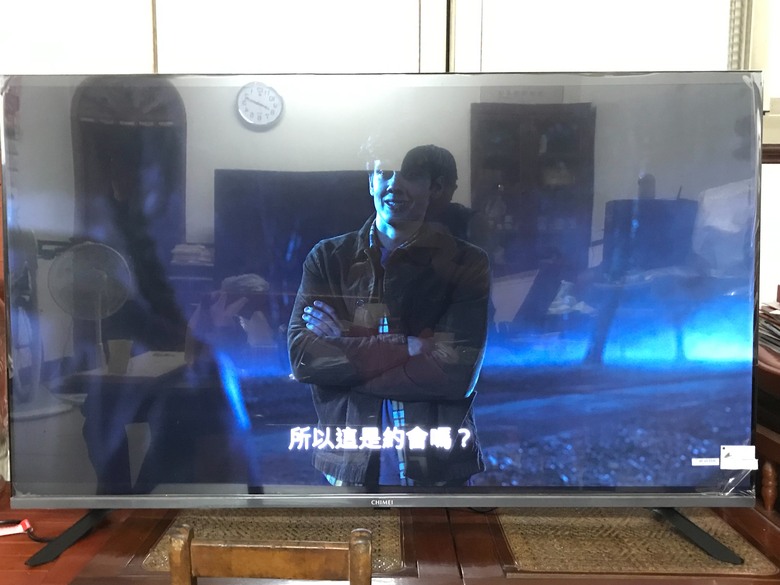 點我看大圖 奇美 TL-50G300 使用評價:暗色系畫面看不清楚、彩色畫面跟聲音還可以、app執行的速度不快也不適合裝多、較適合輕度串流影音使用者的智慧電視