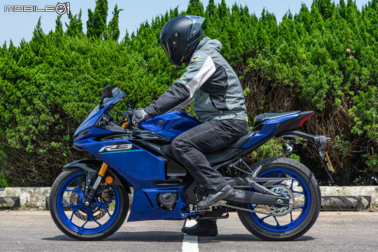 2026 YAMAHA YZF-R3試駕報告｜造型大改款帥得有感、熟悉的平台好騎依然！