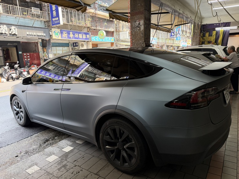 2026 Macan EV 開箱 2023Tesla MX關廂