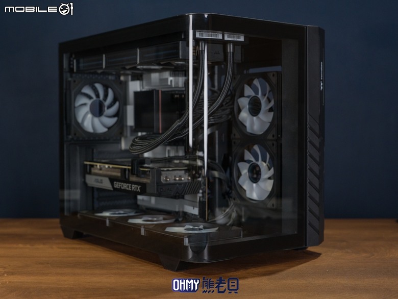 TT Vision 330 CR ARGB 全曲面全景機殼 ft. 耀影SWAFAN 120 EX INFINITY 風扇