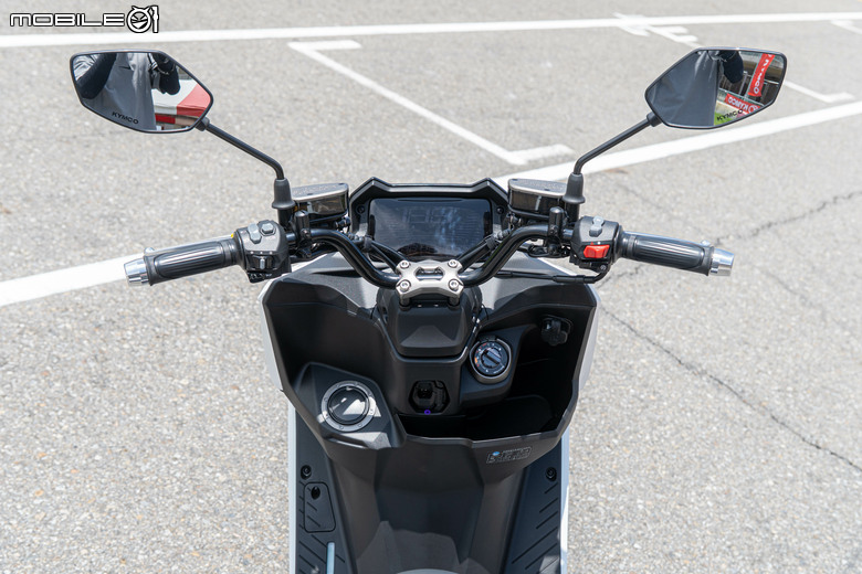 KYMCO G7 賽道試駕｜電推、減重轉生大進化！