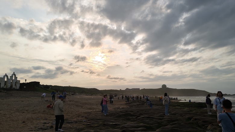 北海岸一日遊 - 金山享魚路午餐 / 金山老街閒逛 / 陽明山天籟飯店泡溫泉 / 老梅綠石槽觀景