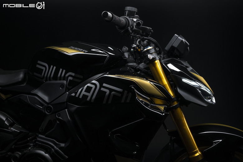 點我看大圖 DUCATI 百週年十款歷史經典賽車塗裝限量登場!Collezione 100特殊版本發表!