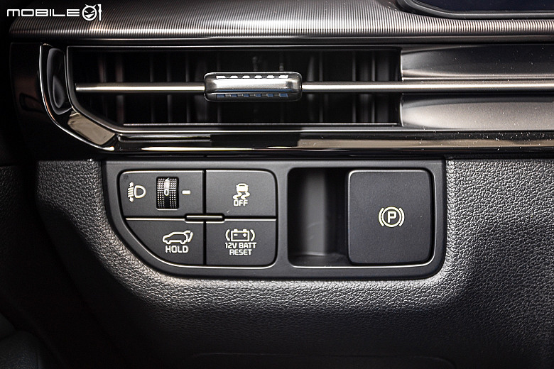 Kia 小改款 Sportage 1.6 Turbo-Hybrid 試駕報導｜渦輪油電初登場，動力油耗大躍進！