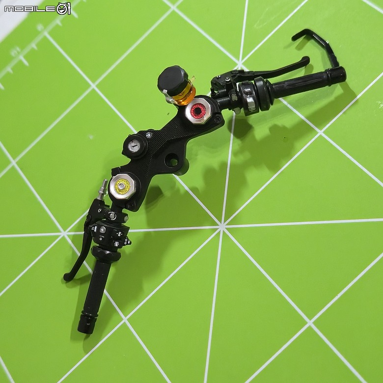 點我看大圖 🔧【模型新手也能輕鬆組 Part5】🏍️ 1/9 MENG MT-009S 1/9 BMW M1000RR 悅色版